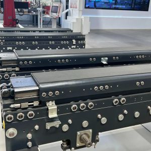 1800 X 1800 X 1950MM Precision Telescopic Forks Lifting Fork Pallet Retractable