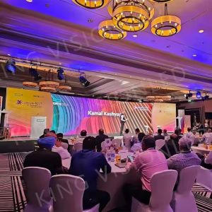 Die Cast Aluminum SMD LED Screen P4 Indoor Video Advertising RGB Display Screen