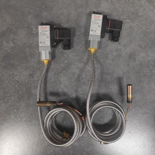 Quality Elevate Your Operations with the Danfoss  061B810466 Hydraulic Joystick Control Lever for Industrial and Mobile Applications for sale