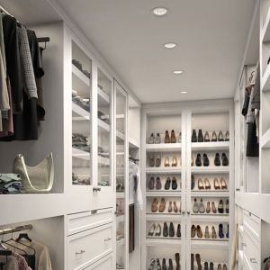 European Style Wooden Wardrobes Practical Custom Walk-in Wardrobe Closet for