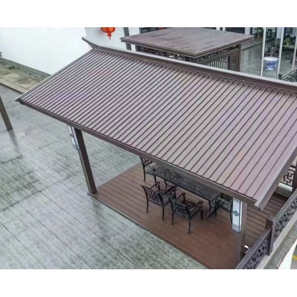 Packaging of Greatwall roof panels for shipping
