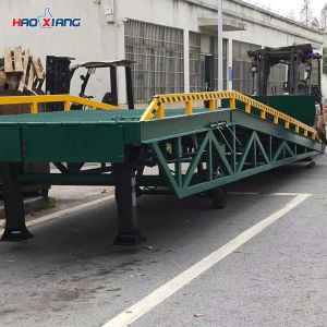 Logistics Center Portable Forklift Ramp 10T Hydraulic Ramp For Container