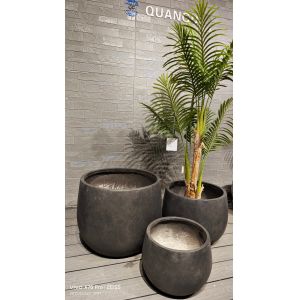 Timeless Modern Style Black Round Fiber Clay Planter Smooth Matte Pattern