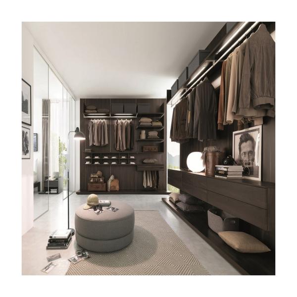 European Style Walk-in Bedroom Wardrobe Closet with Modern Design and Contempora
