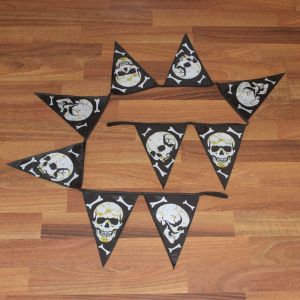 Wholesale Halloween Triangle Flag Bunting Skull from china suppliers