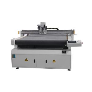 CNC Oscillating Knife Cutting Machine 1600x2500mm , Vibrating Knife Cutting