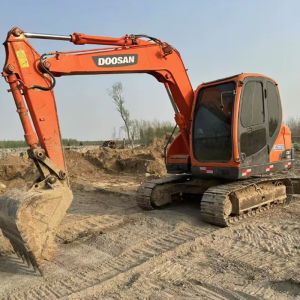 Cheap Second-hand Doosan DX80 DX80-9C Diggers Used Crawler Excavators