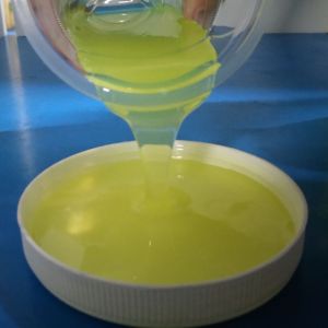 Low Viscosity 90 Shore A Polyurethane Plastic Resin Light Yellow Transparent