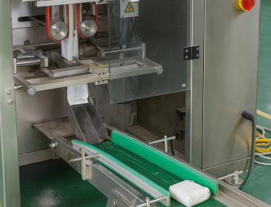 Clean and Salt Packaging Machine with Inline Verification and Metal Inspection