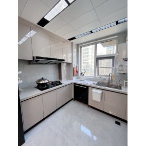 Custom Matte Finish Anti-Scratch Kitchen Cabinets
