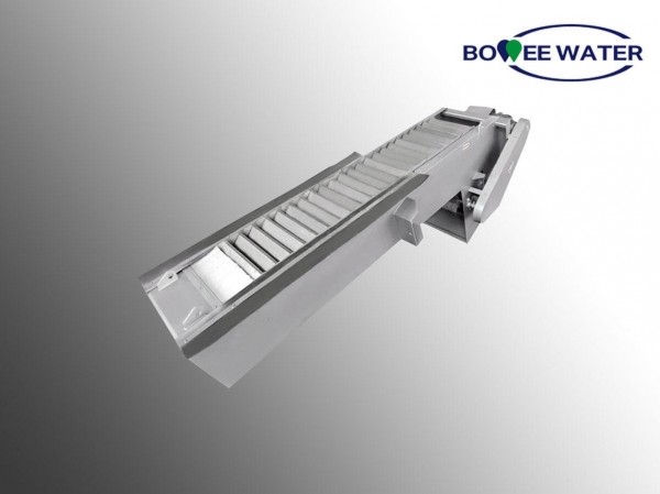 Perforated Mechanical Screen Wastewater , Wastewater Step Screen Solid Liquid