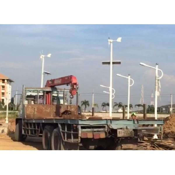 One Power Three Hybrid Street Light Wind Turbine And Solar Panel Power System