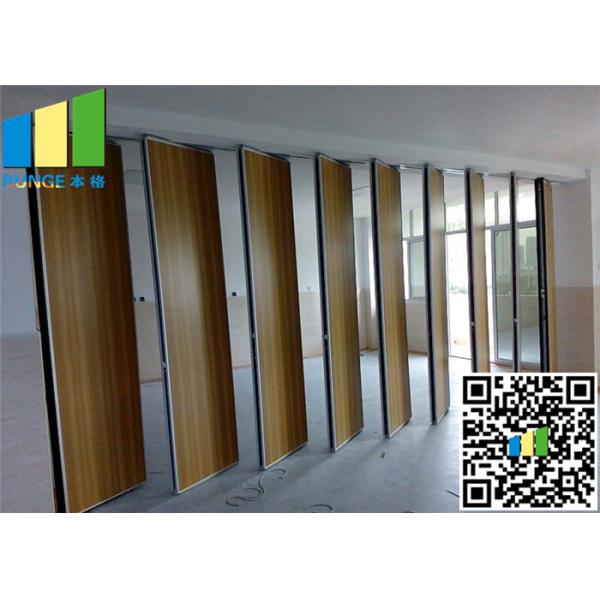 Decorative Folding Internal Doors Screen Wooden Partition For Ballroom