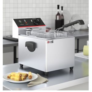 China 6L Electric Turkey Fryer Tornado Potato Deep Fryer for Restaurant in Food Beverage on sale