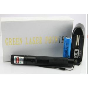 Red laser pointer 200mw burn matches and cigarettes