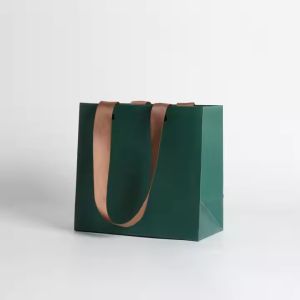 Customizable Logo Paper Packaging Bags With Silk Ribbon Handle