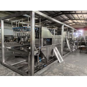 China Halal Abattoir Mobile Slaughtering Equipment For Chicken Duck Goose Bird on sale