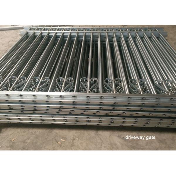 Flat Top Electric Entrance Gates , Automatic Fence Gate Remote Control