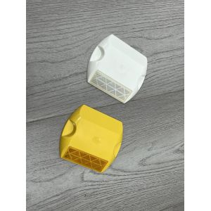 New Style ABS Plastic Road Stud with Cat Eye High refelctive Raised Pavement