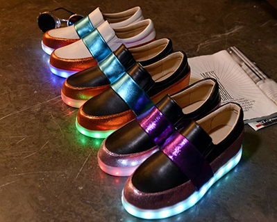 2018 Perfect Christmas Gift USB Charge Shoes