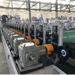 Metal step tile with filming for roofing sheet rolling forming machine