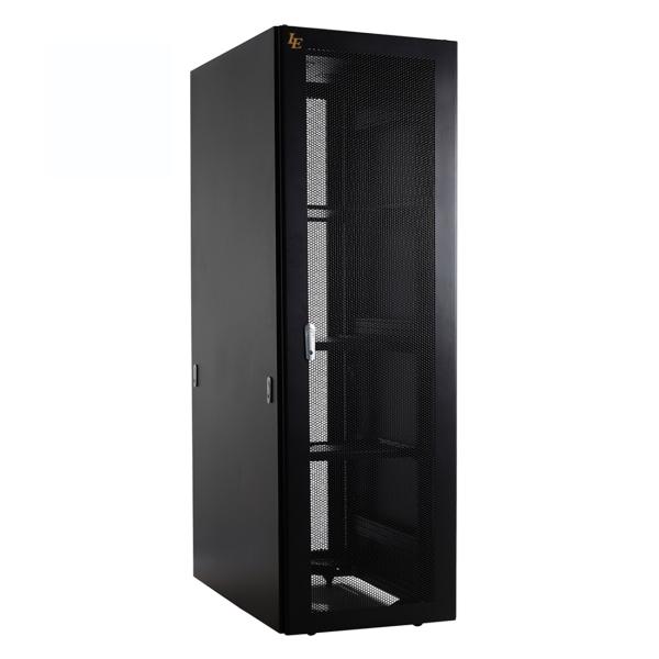 Quality 600mm/800mm Server Rack Cabinet IP20 Protection for Smooth Data Processing for sale
