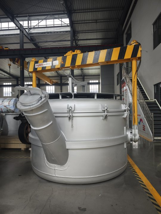 Wholesale Teapot Type Aluminum Ladle for Pouring and Transporting Molten Metal from china suppliers