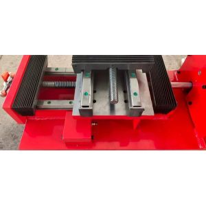 AA4C brake drum /disc lathe machine AA-C9450 450mm infinitely variable speeds.