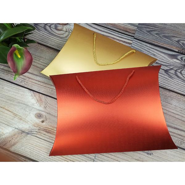 Ultraportable Holiday Gift Box Packaging