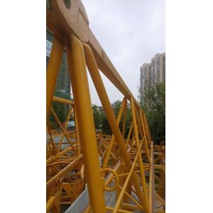 2021 Good Condition Assembled Second-Hand Tower Cranes with Maximum Lifting