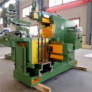 B60100 Manual Metal Shaping Machine Tool Horizontal Turning