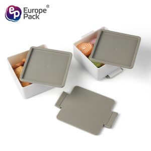 Portable and stackable plastic food containers
