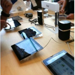 COMER Tablet Security Stand / Tablet Security Kiosk/ Tablet Security Enclosure