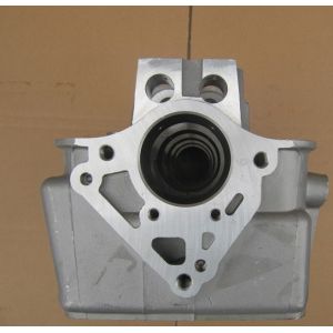 SC100 SA410 ST100 Engine F10A 465Q Cylinder Head 11110-80002 2710-80001 11110