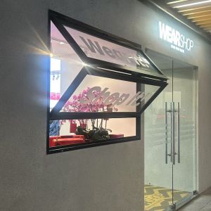 Wide-Angle Folding Window Assembly Creating Uninterrupted Garden Perspectives