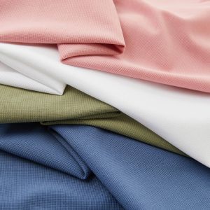 Pink Custom Polo Shirts 170-210Grams With Embroidered Seamless Design