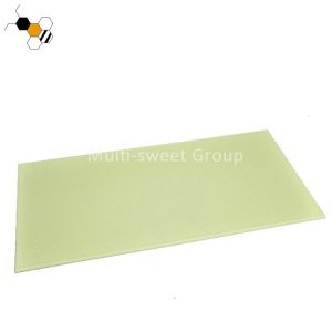 Green 42.5*21.2cm Food Grade Plastic Bee Foundation Sheets