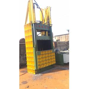 Industrial Mobile Vertical Cardboard Baler Machine For Supermarket Manual