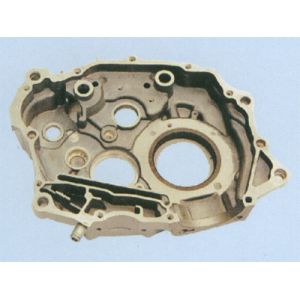 HONDA CB125 ENGINE RIGHT CRANKCASE COMPONENT