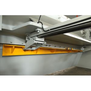 8mm CNC Sheet Metal Hydraulic Shear Cutting Machine 3200Mm