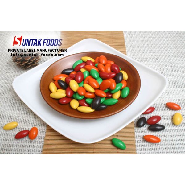 Colorful Good Taste Bulk Chocolate Bean For Europe Market 12 Months Shelf Life