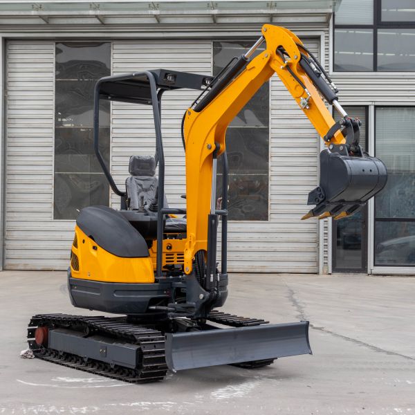 HT25 Small Mini Excavator Compact Design High Maximum Efficiency For Constructio