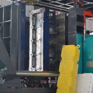 Low Noise Stackable Barrel Blow Molding Machine Automatic 450kW