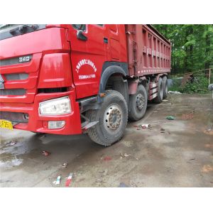 Sinotruk HOWO Tipper Truck Dump Turck 8× 4 6× 4 Type