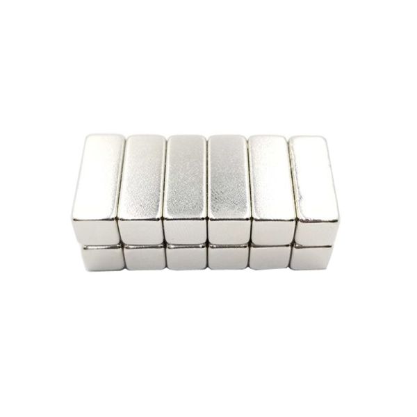 High Magnetic Strength Sintered Neodymium Magnet with Thermal Stability and