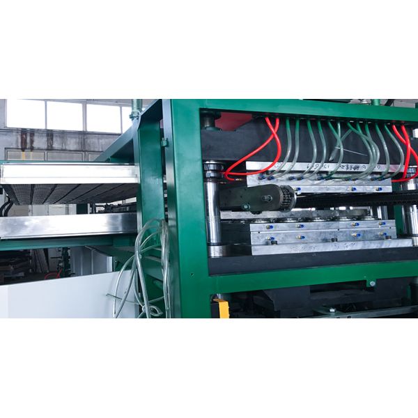 High Efficiency PP Plastic Cup Making Machine/pet food box thermoforming machine