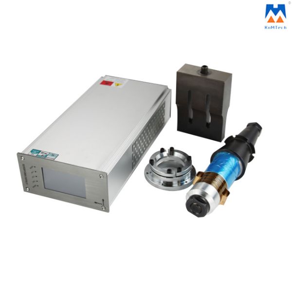 Quality 15KHz 2600W Ultrasonic Welding Set With PLC Digital Generator Transducer and Horn for sale