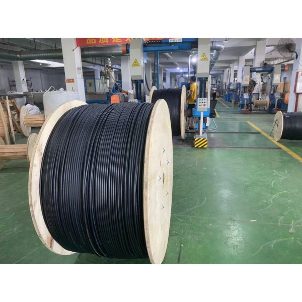 UV Jacket Figure 8 Overhead Installation 48 Cores Fiber Optic Cable
