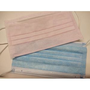 Comfortable PP 3 Ply Nonwoven Fabric Disposable Face Mask Size 17.5*9.5cm