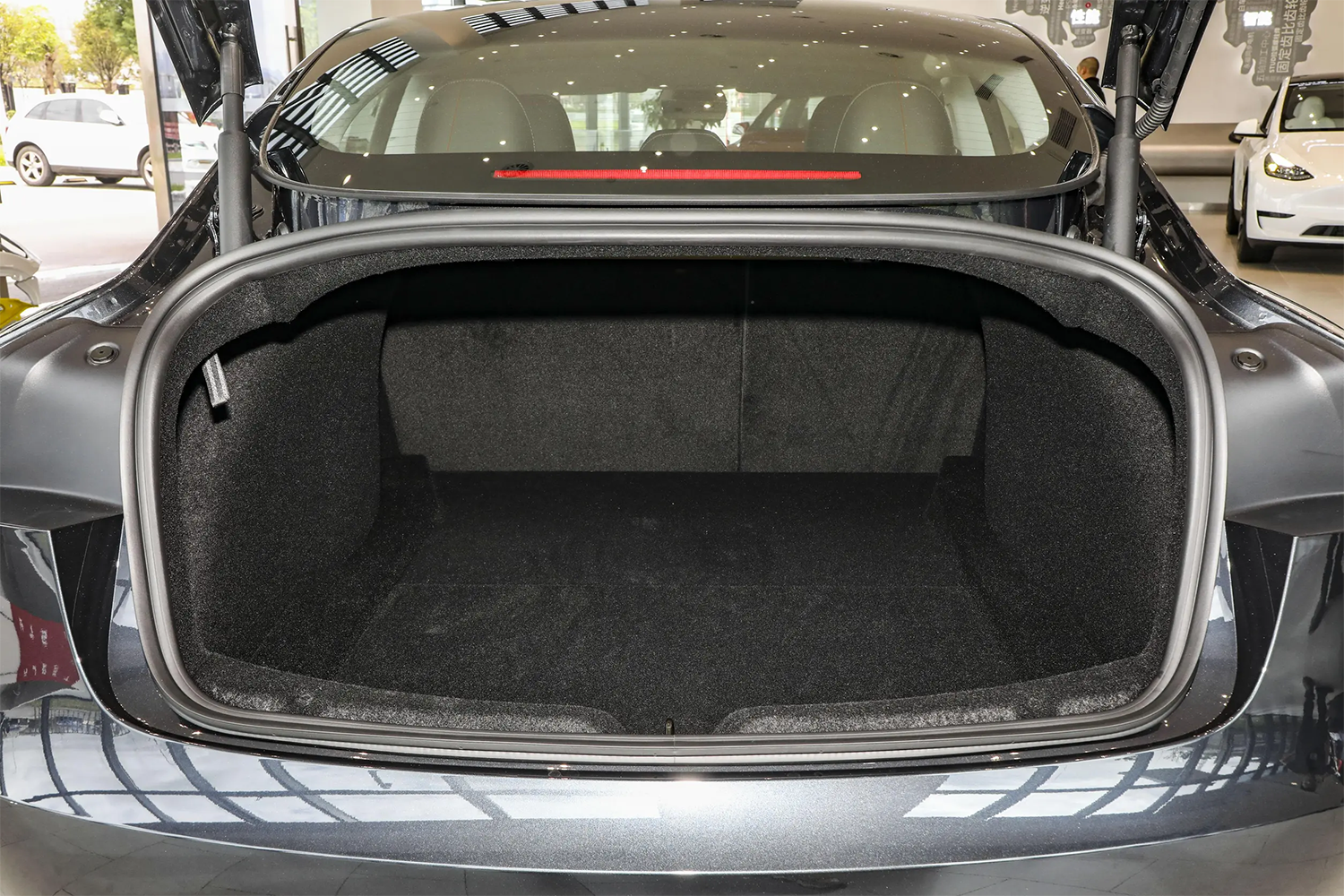 Tesla Model 3 EV Long-range AWD Sedan